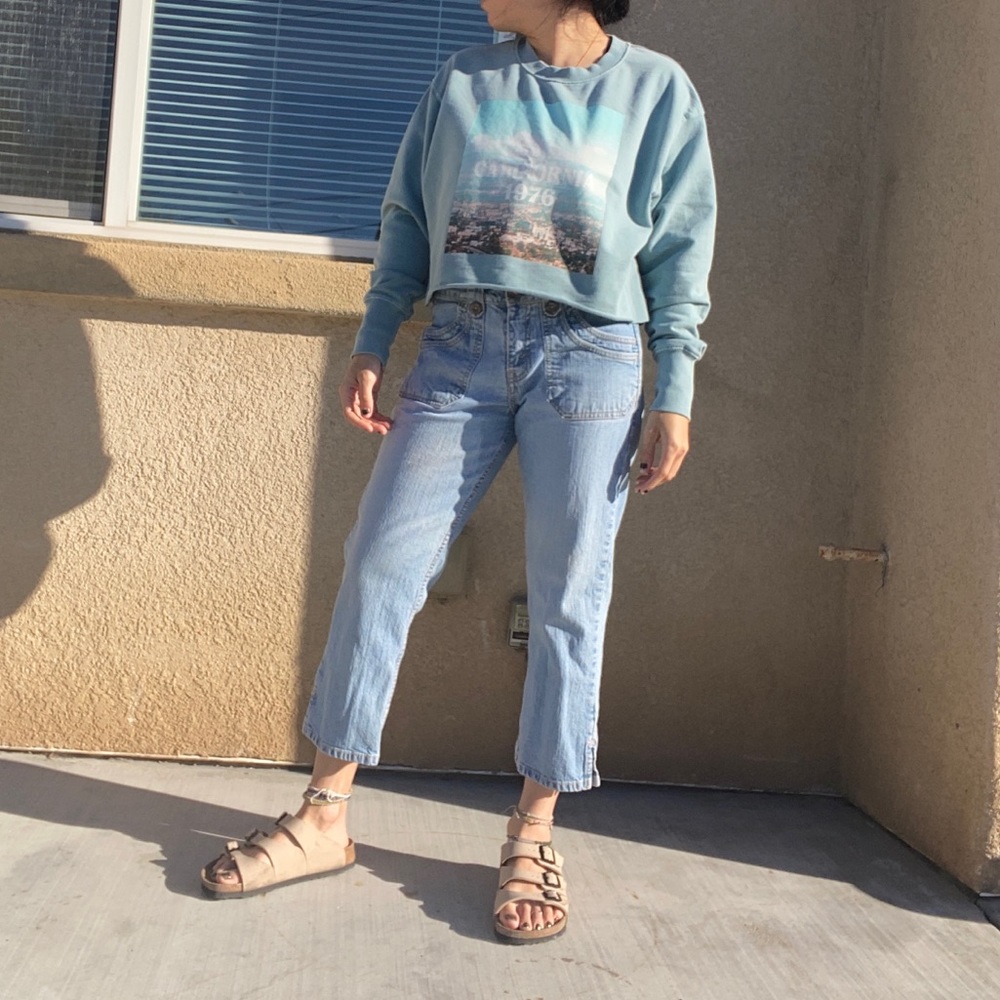 Colsie California Long Sleeve Crop Top Sweater Size M